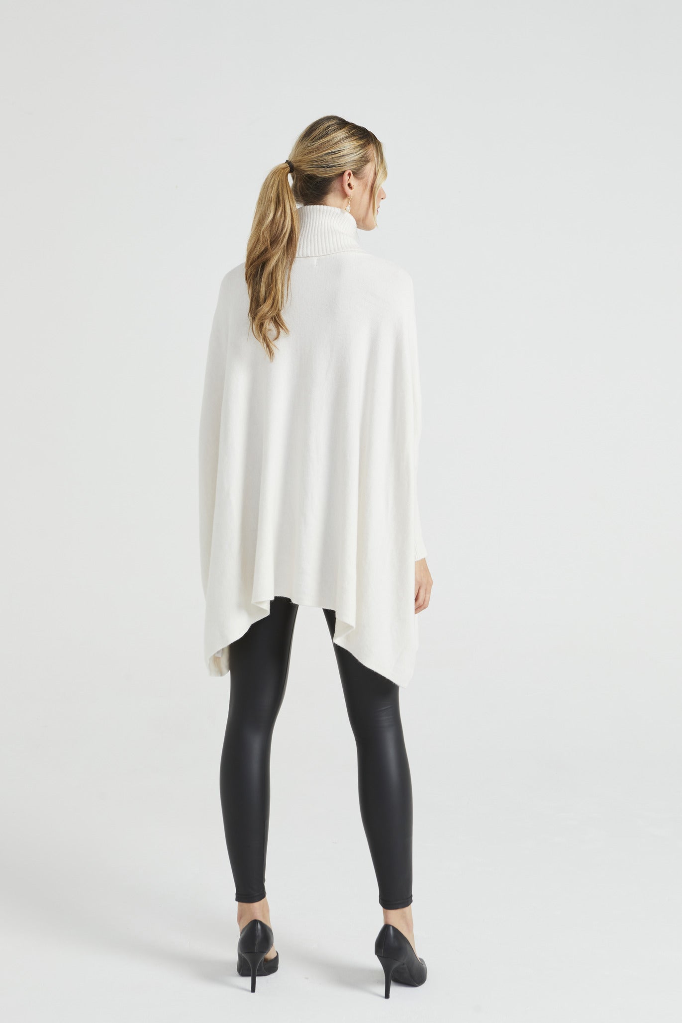 Angeleye High Neck Oversized Jumper With Star Print