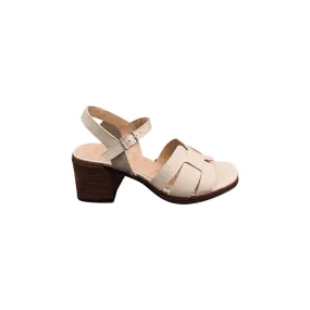 F7705 White Sandal