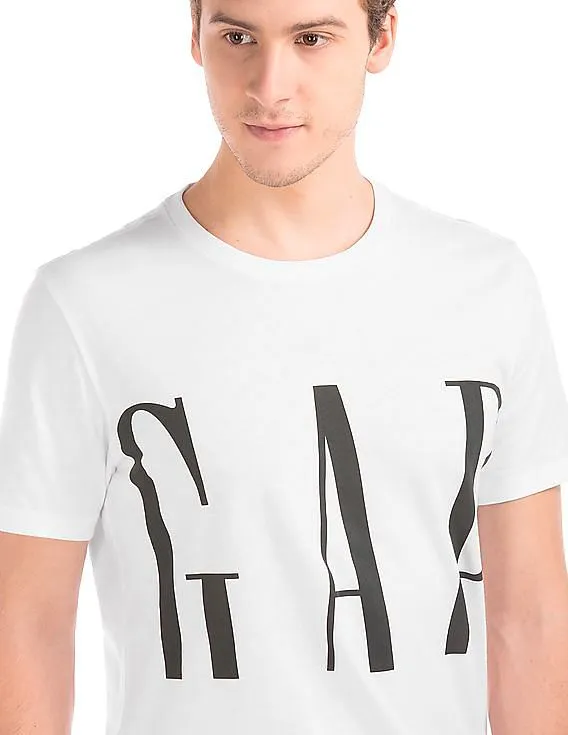 GAP Men White Crop Logo Crew Neck Tee