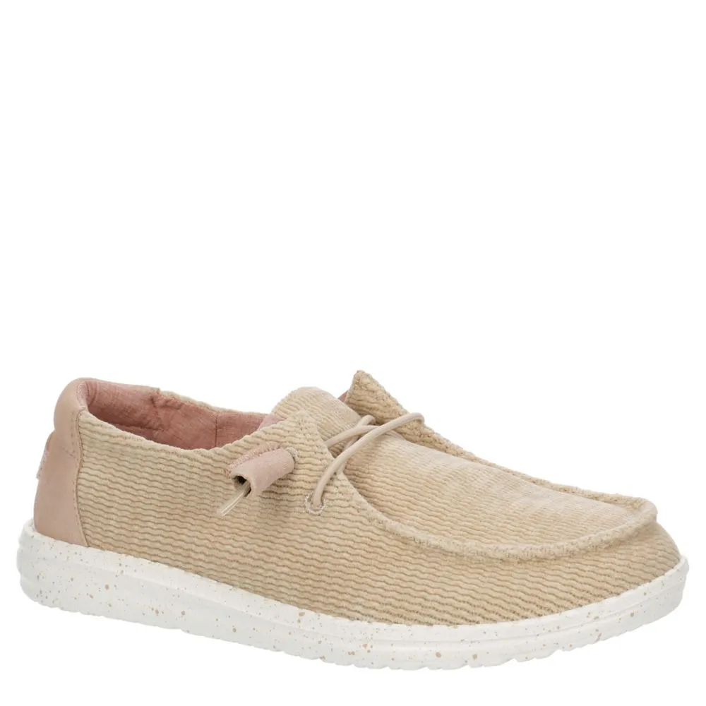 HEYDUDE  WOMENS WENDY CORDUROY SLIP ON SNEAKER