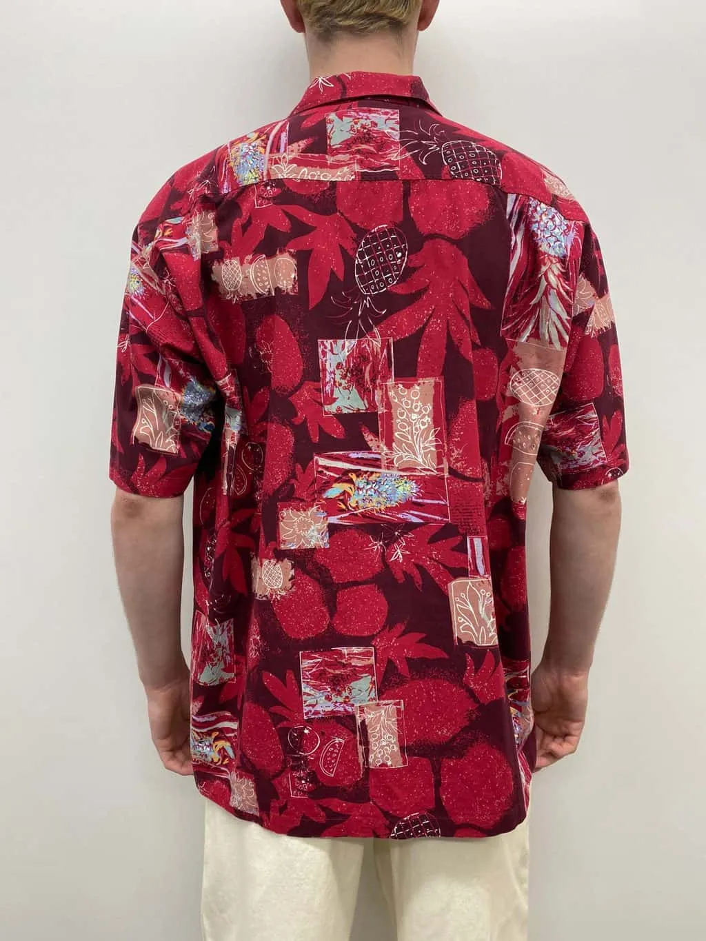 Mens vintage abstract Hawaiian shirt in red with fruit and floral design Summer tropical pineapple watermelon pattern – Me