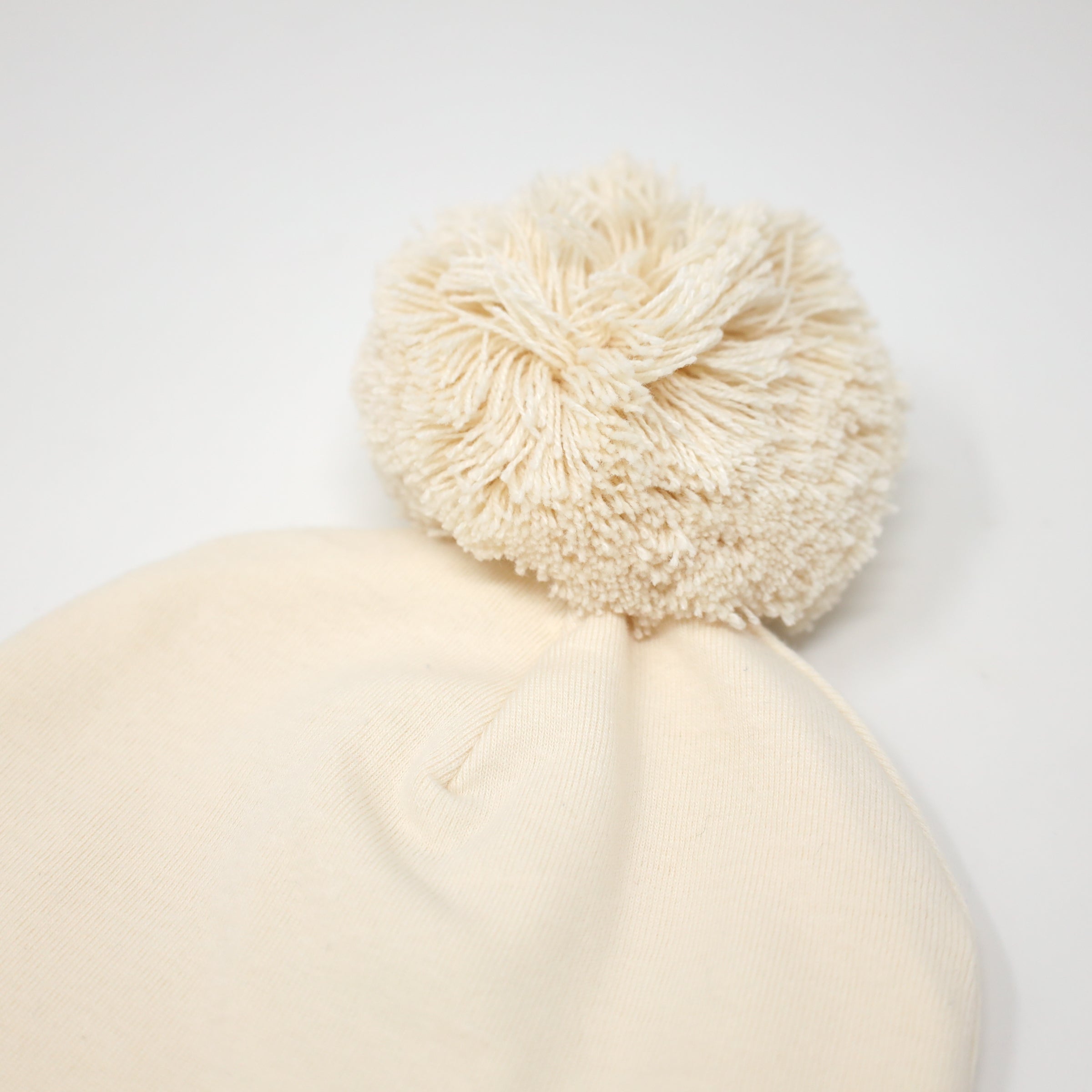 oh baby! Vanilla Yarn Pom Hat - Vanilla