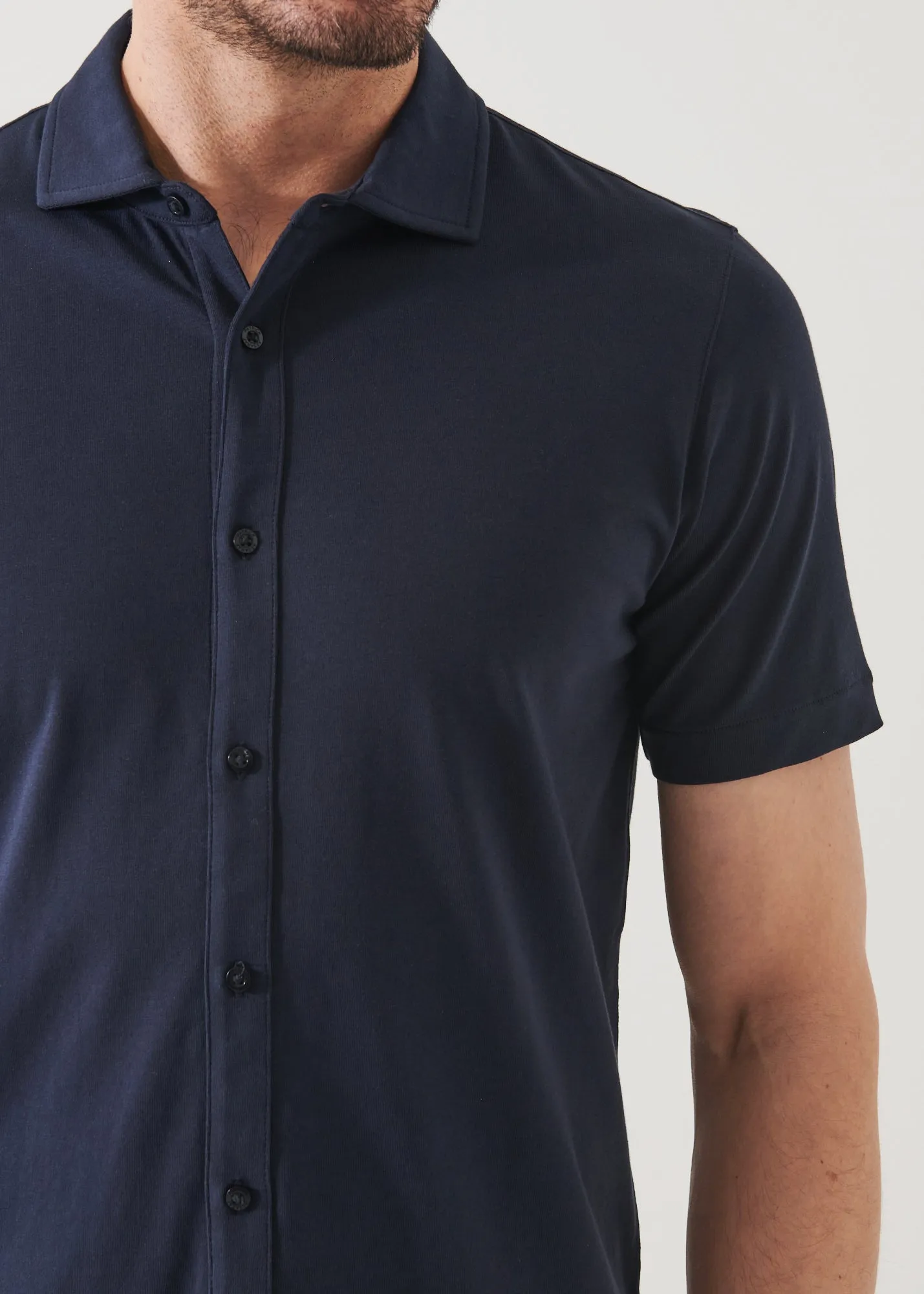 PIMA COTTON STRETCH BUTTON FRONT SHIRT