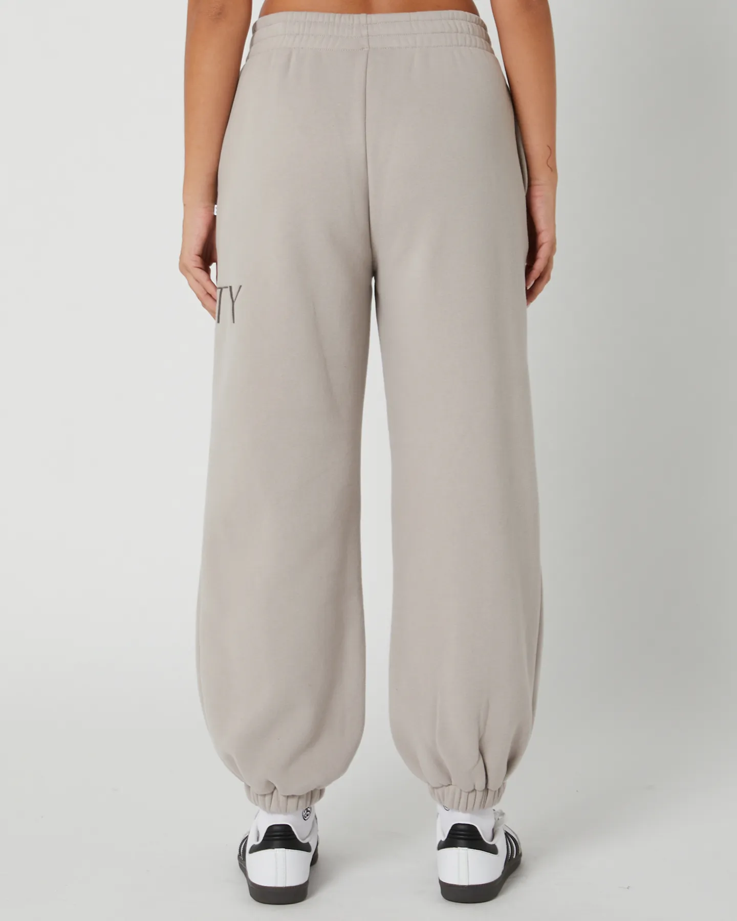 Rusty Rusty Signature Oversize Trackpant - Grey Cloud | SurfStitch