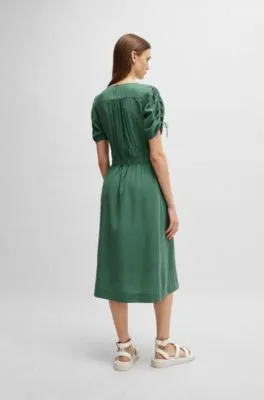 Slim-fit midi dress with gathered sleeves