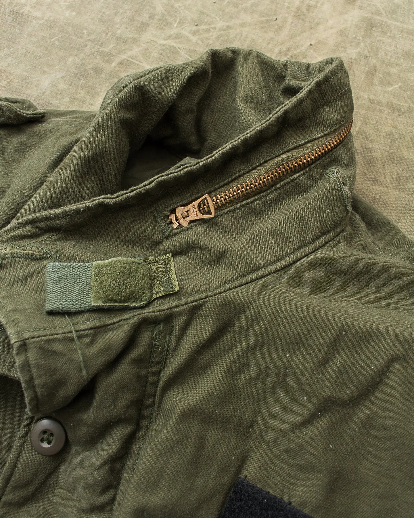 Vintage 1972 M-65 US Army Field Jacket Large Short