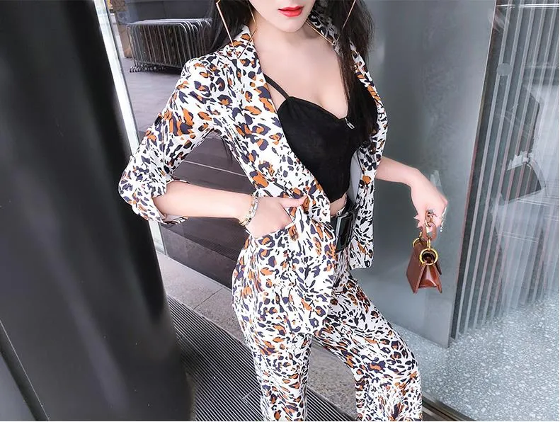 Women's Leopard V-Neck Single Button High Waist Two Piece Set